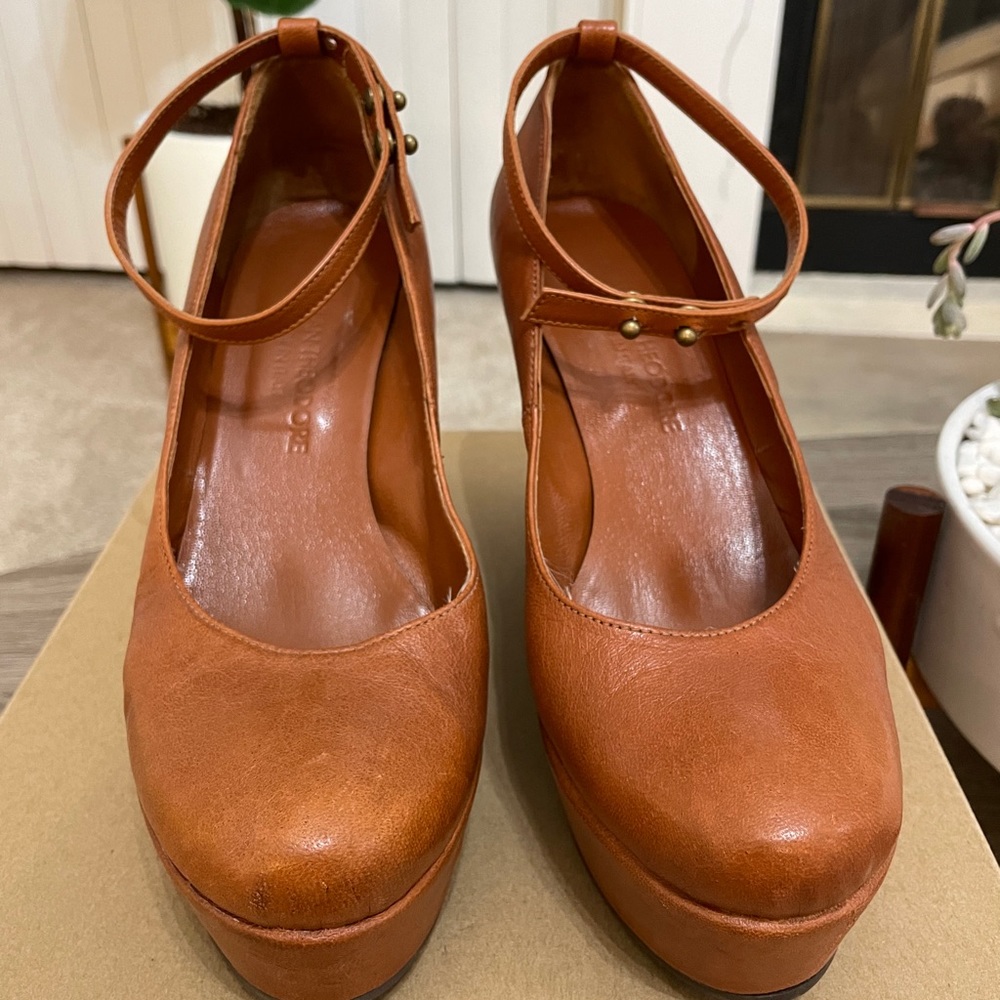 SCANLAN THEODORE Brown Leather Wedges Sz 8.5